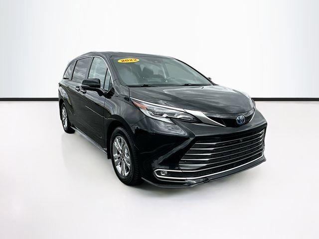 Used 2022 Toyota Sienna Platinum with VIN 5TDESKFC4NS049185 for sale in Maumee, OH