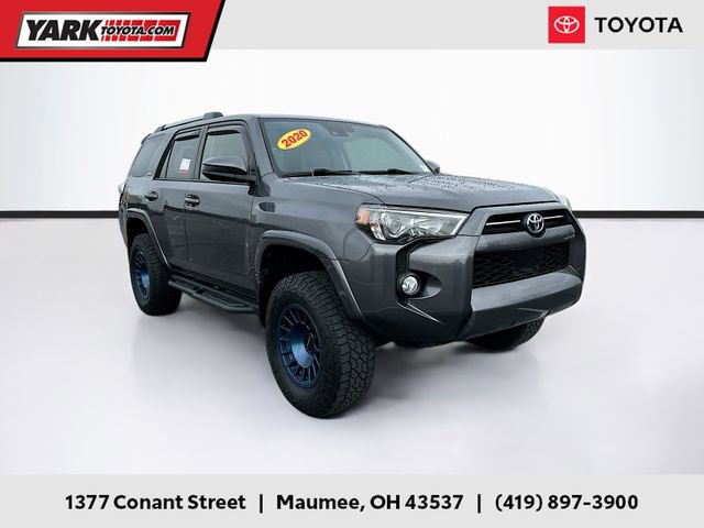 2020 Toyota 4Runner SR5's photo