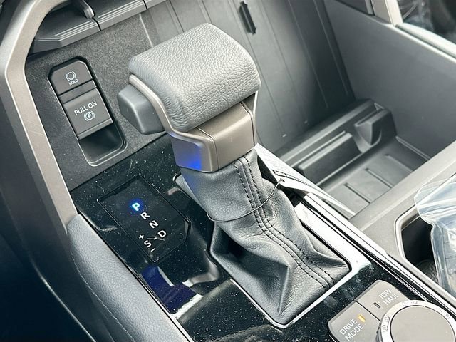 2026 Toyota Tundra Limited - Photo 21