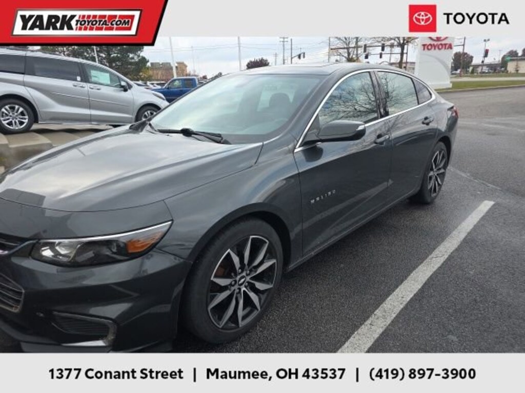 Used 2017 Chevrolet Malibu LT Sedan
