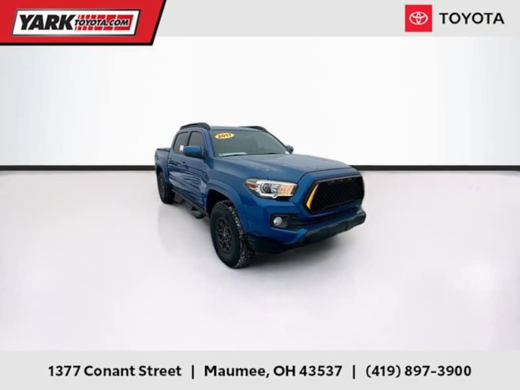 Used 2017 Toyota Tacoma SR5 Truck Double Cab