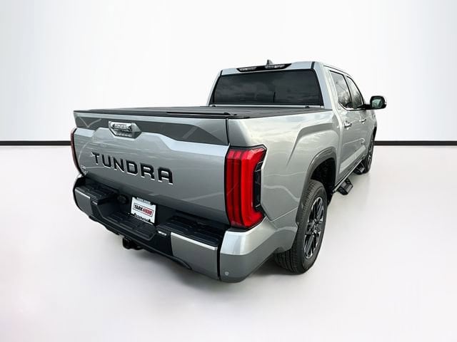 2026 Toyota Tundra Limited - Photo 9