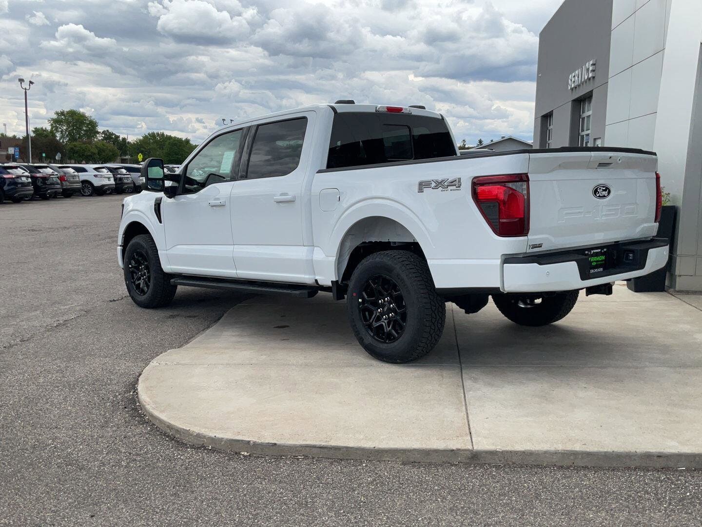 2025 Ford F-150 XLT photo 2