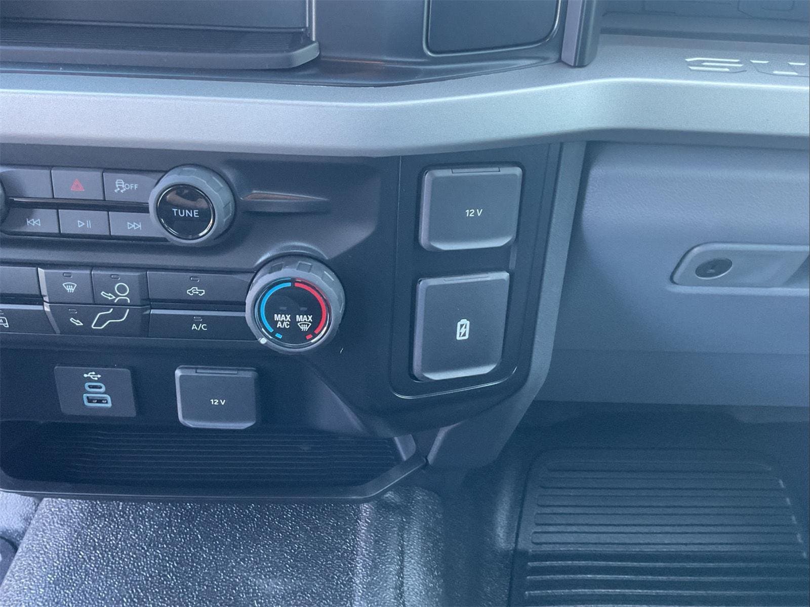 2026 Ford F-250 Super Duty XL - Photo 17