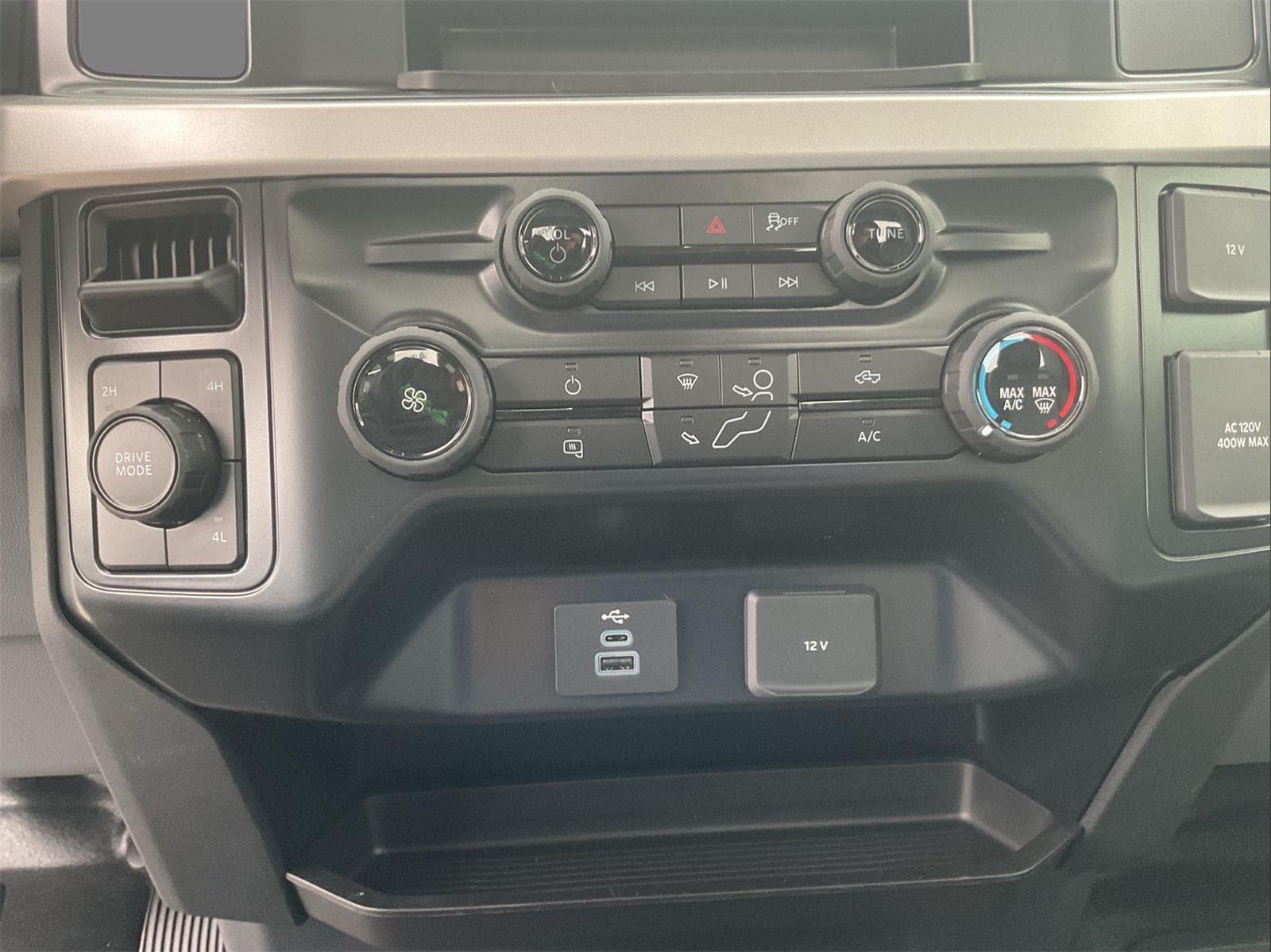 2026 Ford F-250 Super Duty XL - Photo 16