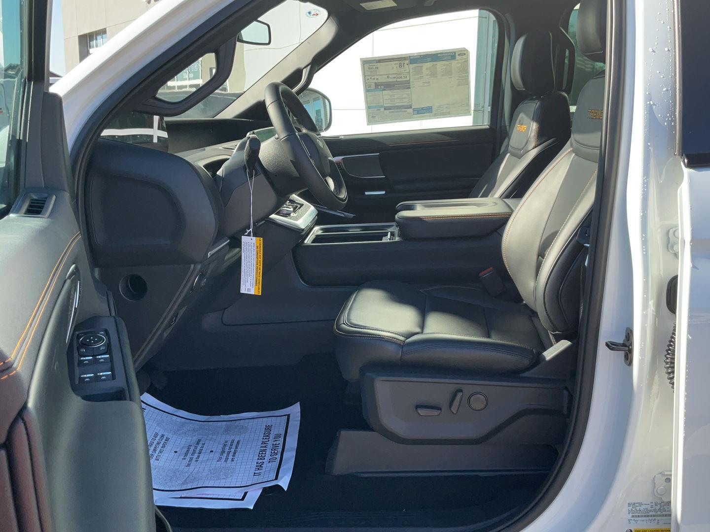 2025 Ford Expedition Tremor - Photo 15