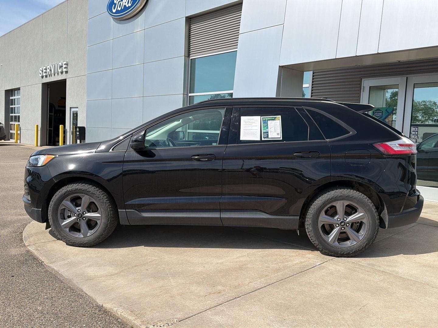 2023 Ford Edge SEL - Photo 8
