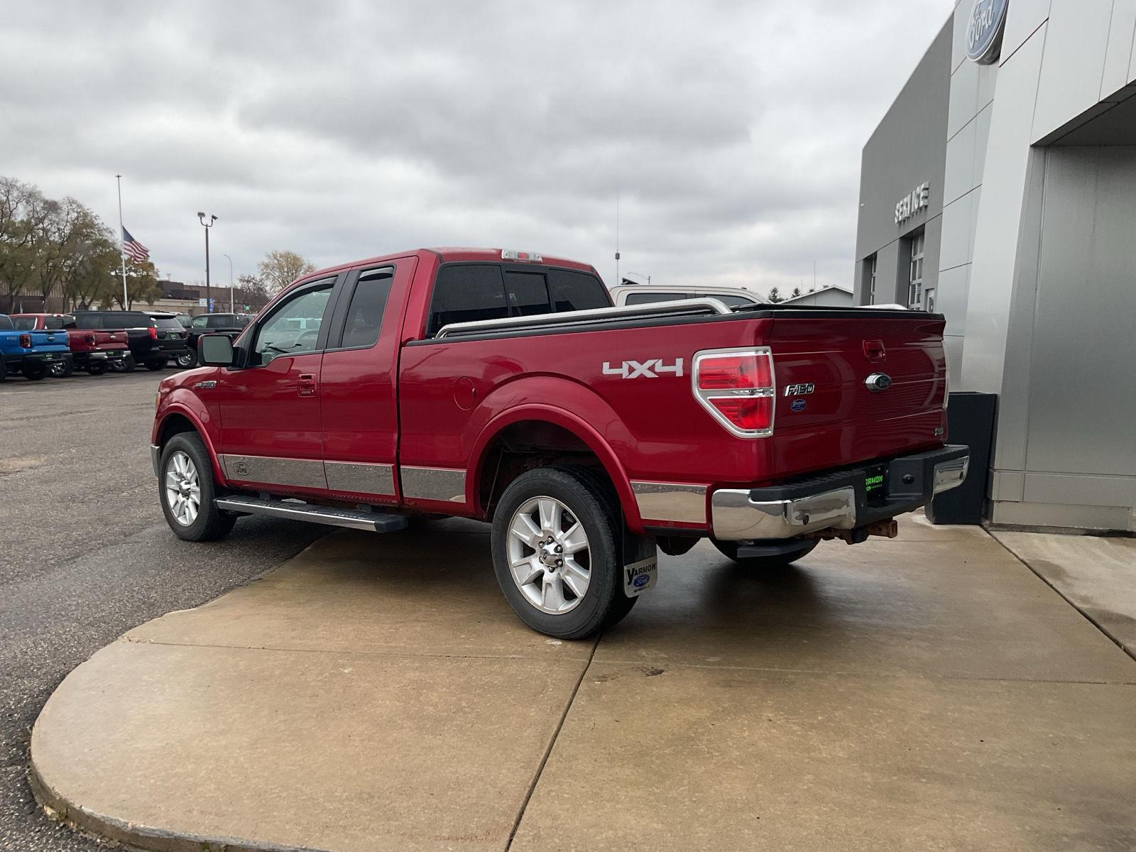 2010 Ford F-150 Lariat photo 2