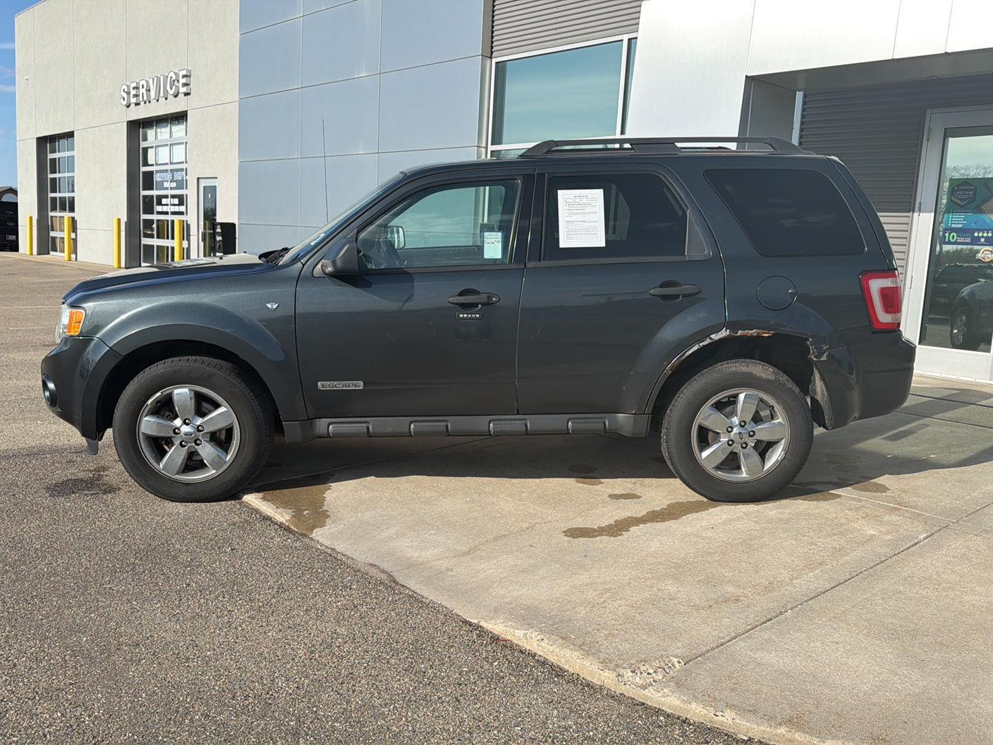 Used 2008 Ford Escape XLT with VIN 1FMCU93188KE10390 for sale in Paynesville, Minnesota