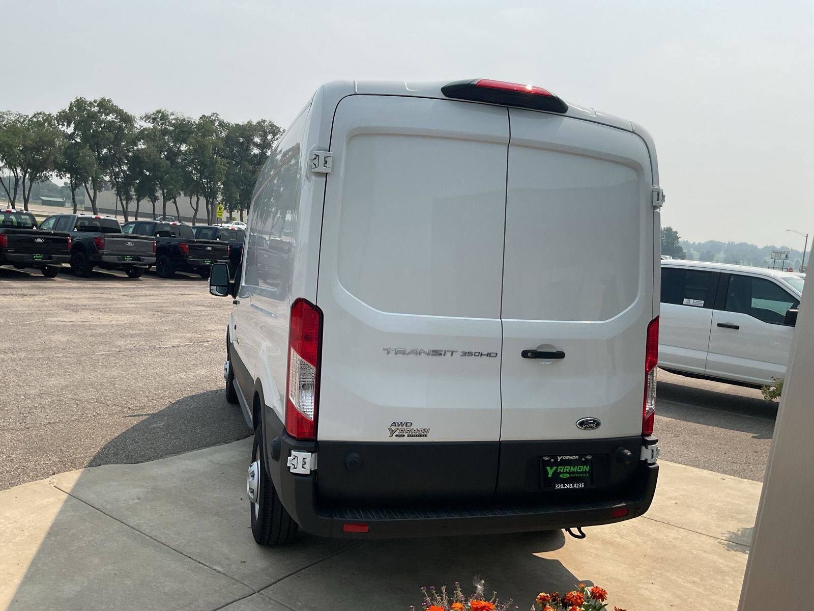 2024 Ford Transit Cargo Van photo 3