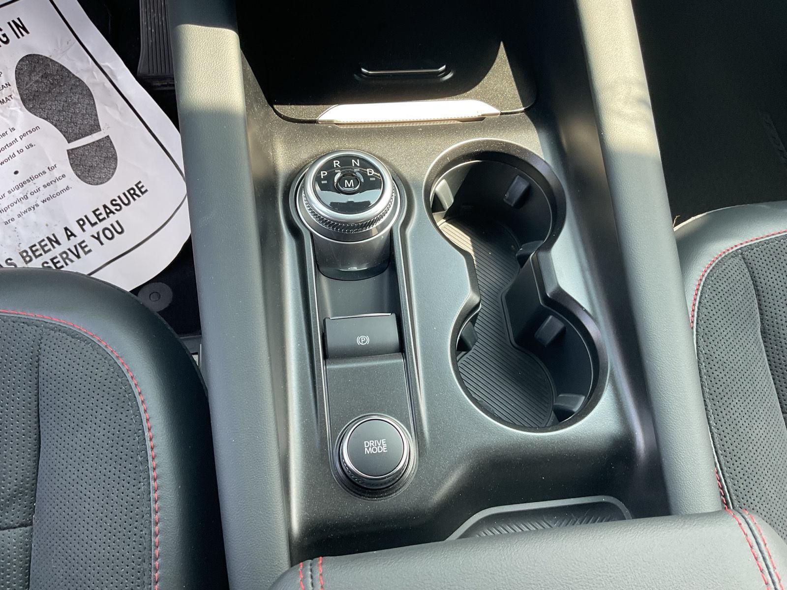2025 Ford Explorer ST - Photo 17