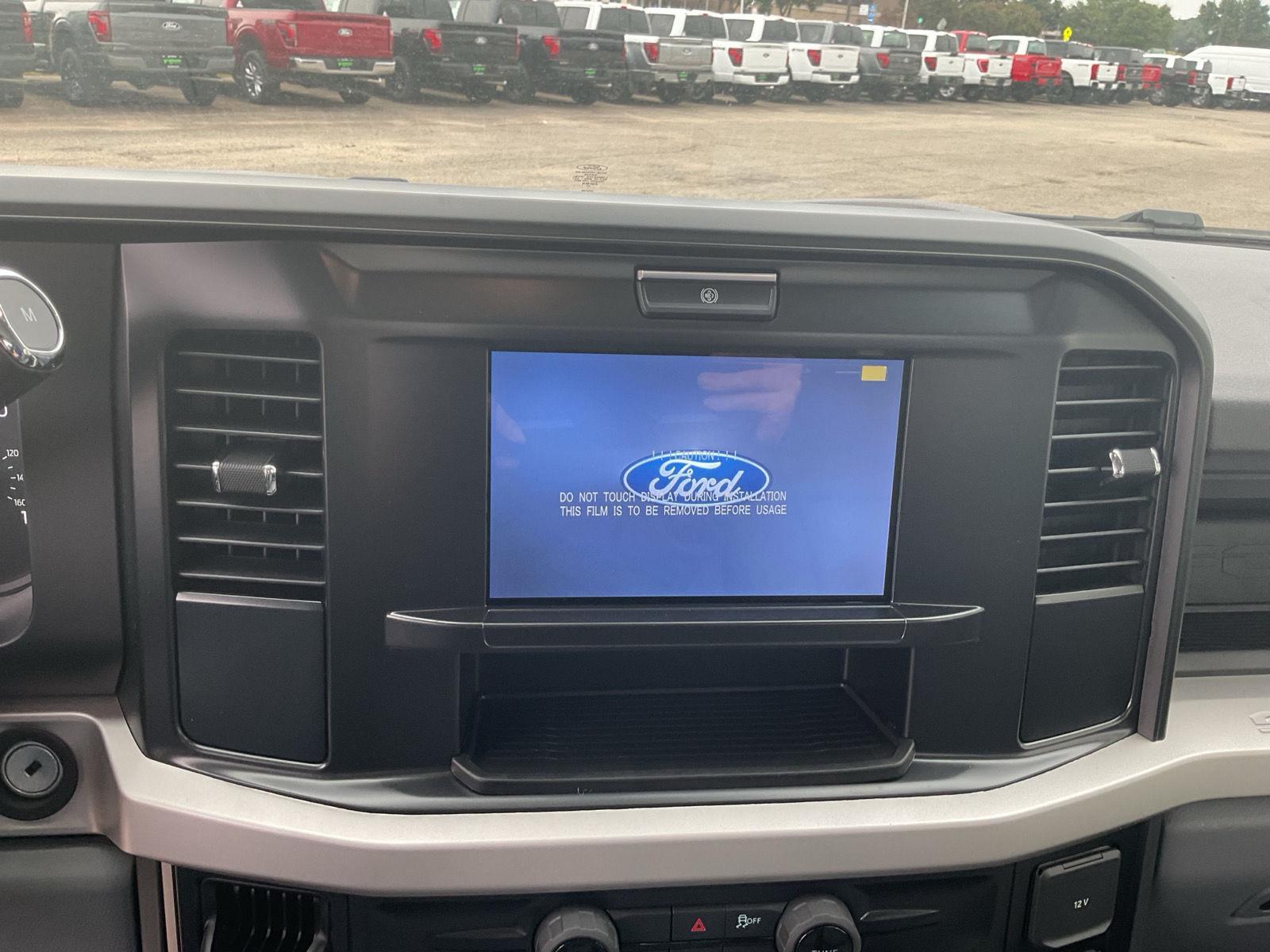 2026 Ford F-250 Super Duty XL - Photo 13