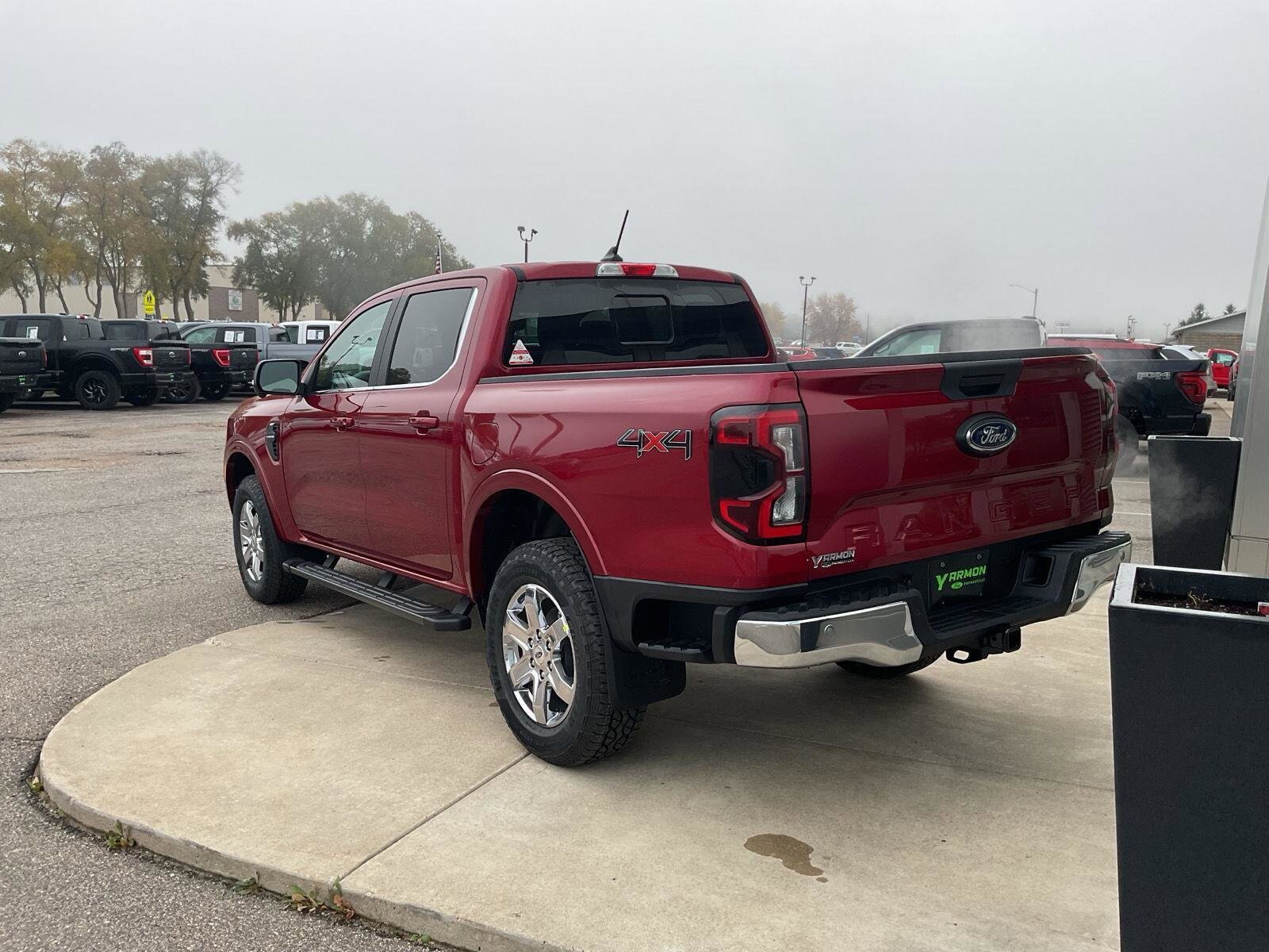 2025 Ford Ranger Lariat photo 2