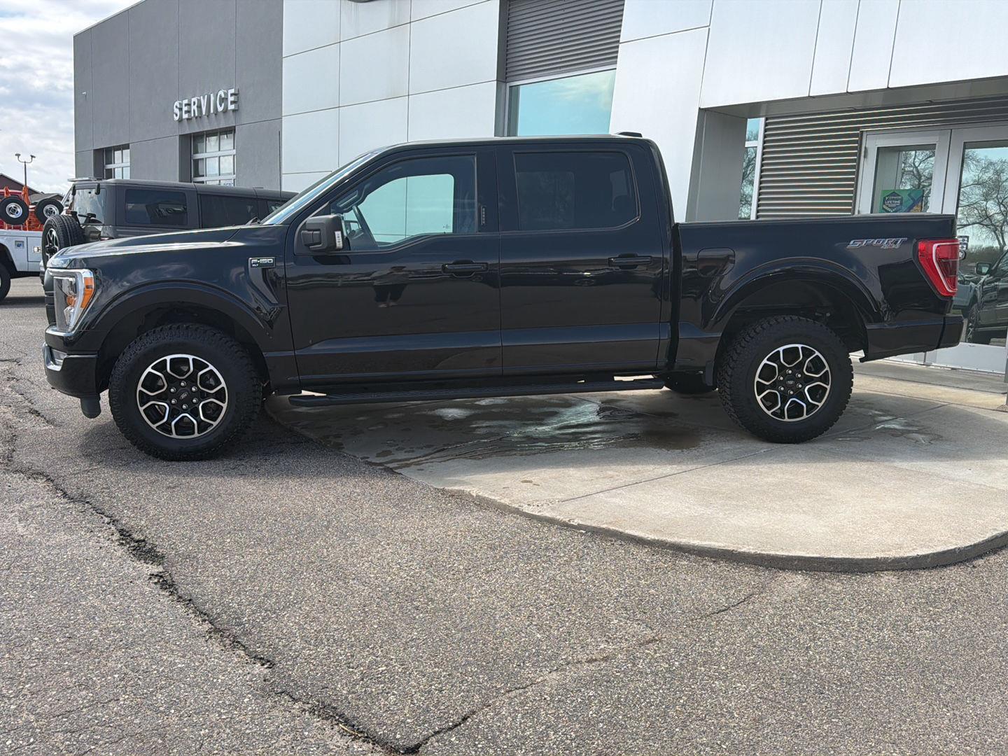 Used 2023 Ford F-150 XLT with VIN 1FTFW1E5XPKE44875 for sale in Paynesville, Minnesota