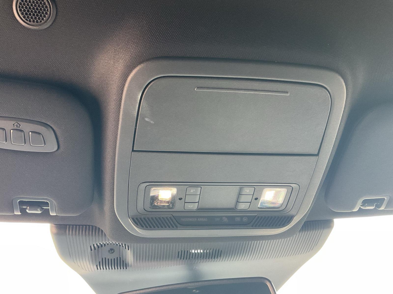 2025 Ford Explorer ST - Photo 18