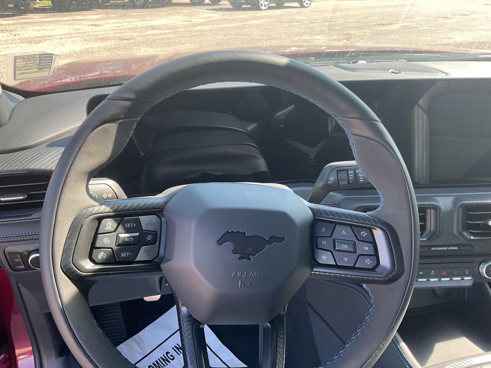 2025 Ford Mustang Dark Horse - Photo 16