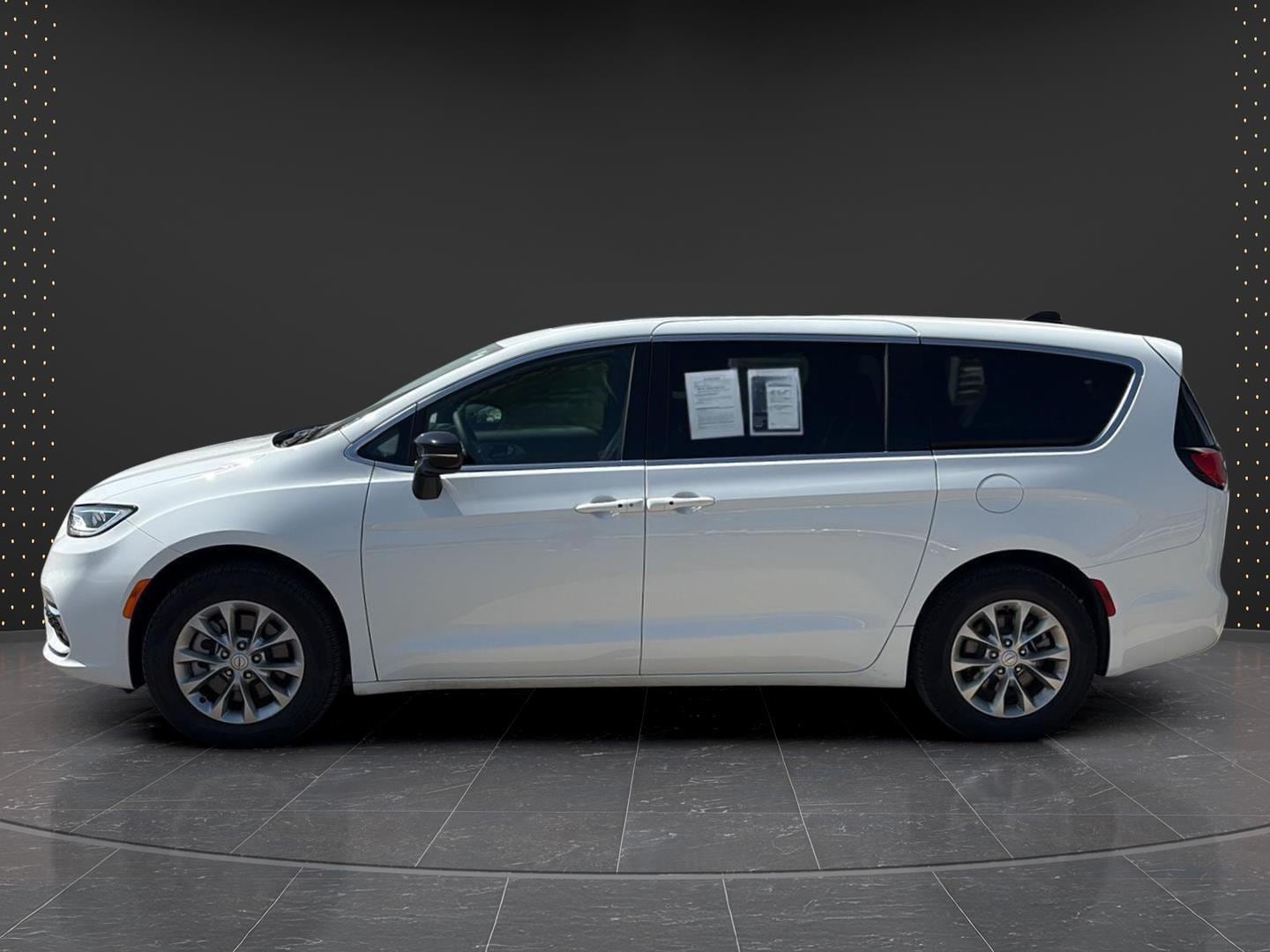 Used 2026 Chrysler Pacifica Limited with VIN 2C4RC3GG3TR276427 for sale in Paynesville, Minnesota