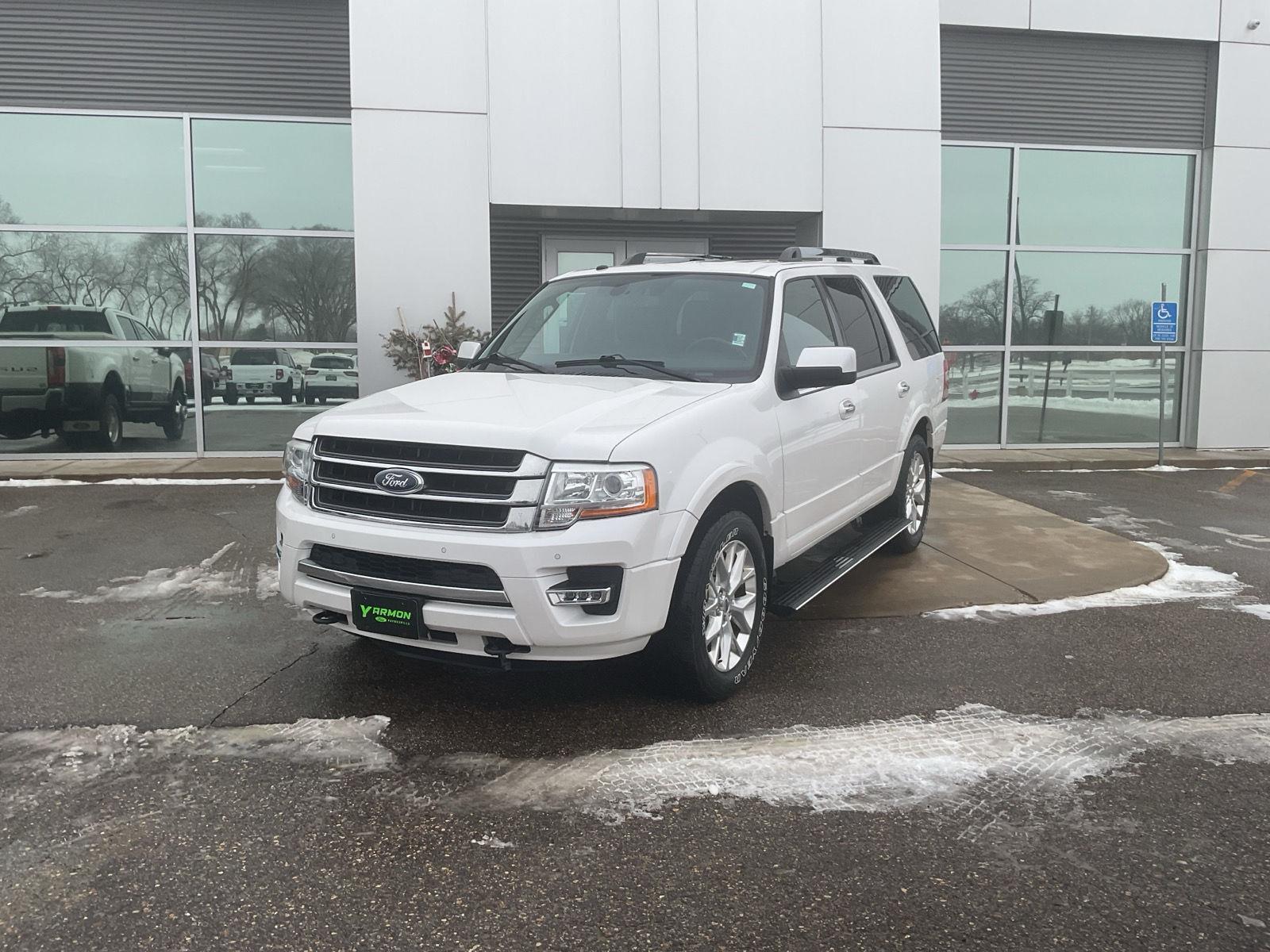2016 Ford Expedition Limited's photo