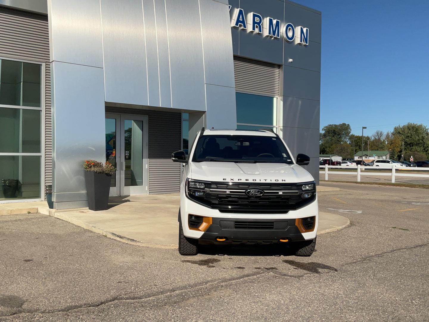 2025 Ford Expedition Tremor - Photo 14