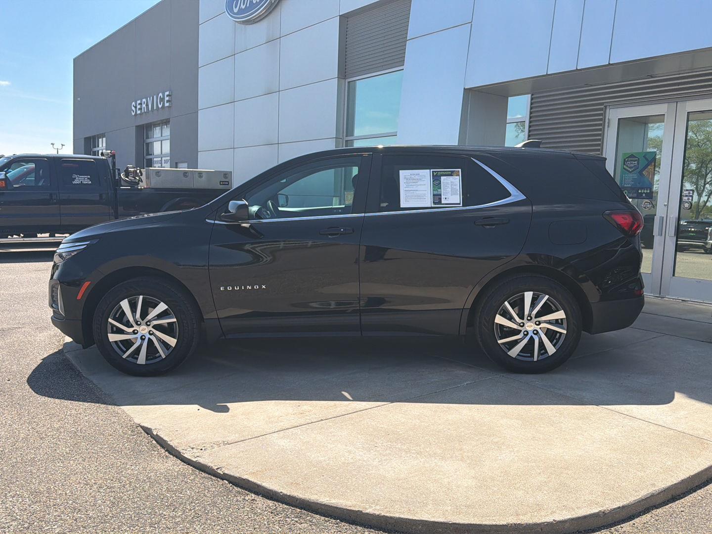 Used 2024 Chevrolet Equinox LT with VIN 3GNAXUEG7RL172854 for sale in Paynesville, Minnesota