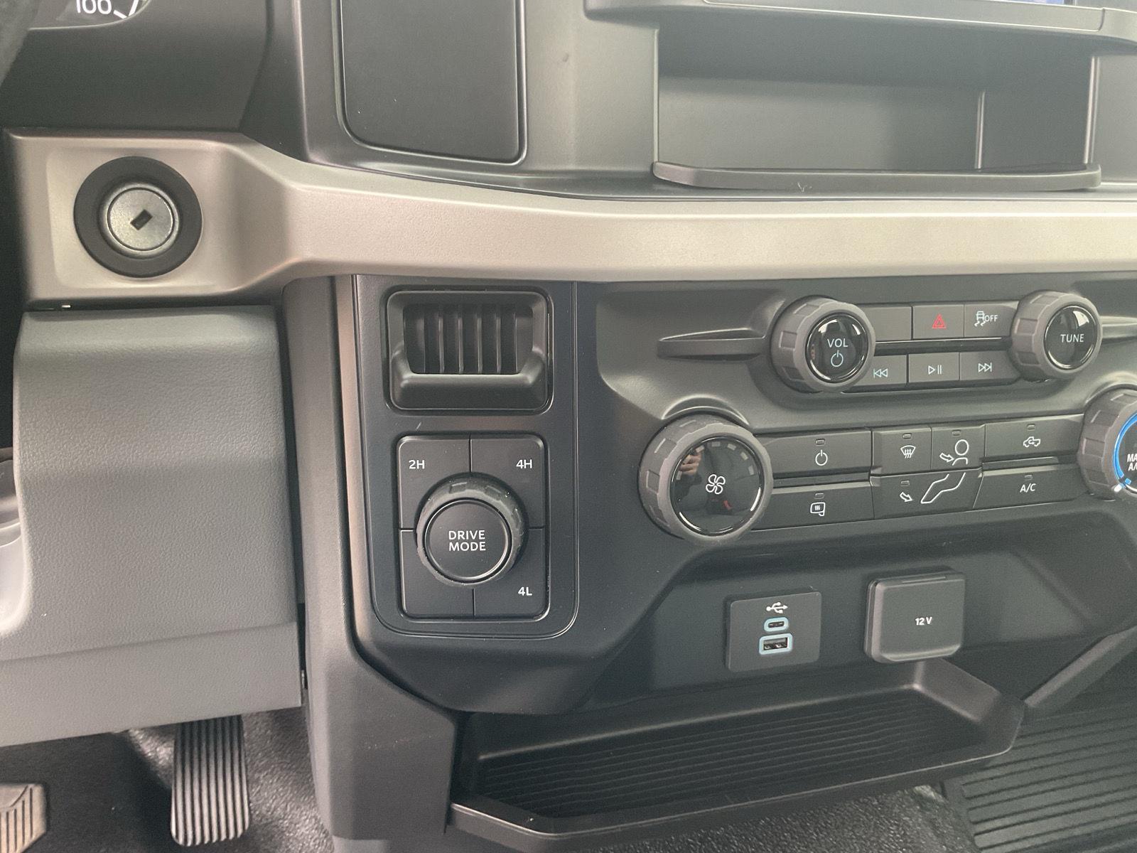 2026 Ford F-250 Super Duty XL - Photo 14