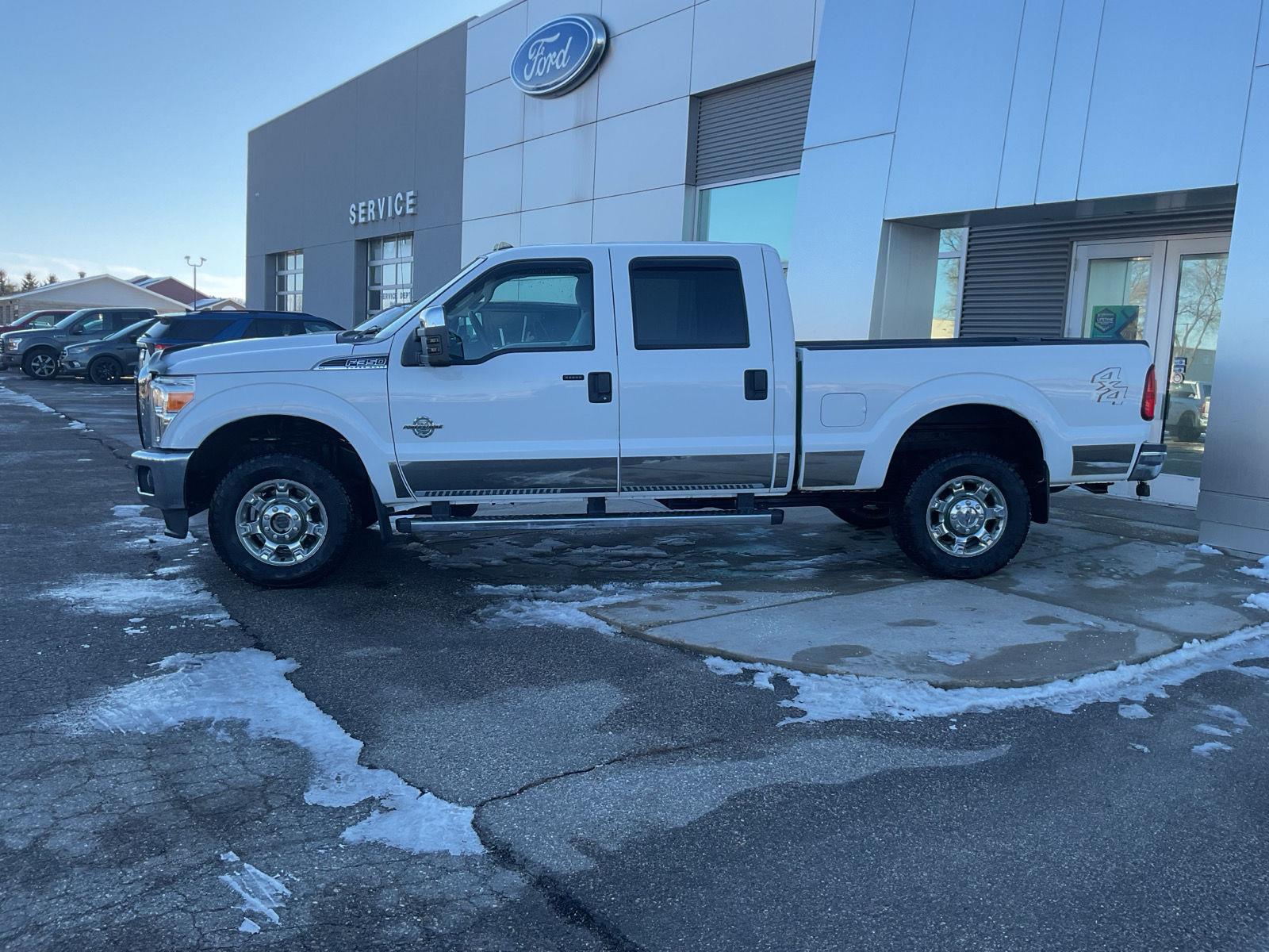 Used 2015 Ford F-350 Super Duty XLT with VIN 1FT8W3BT2FED63843 for sale in Paynesville, Minnesota