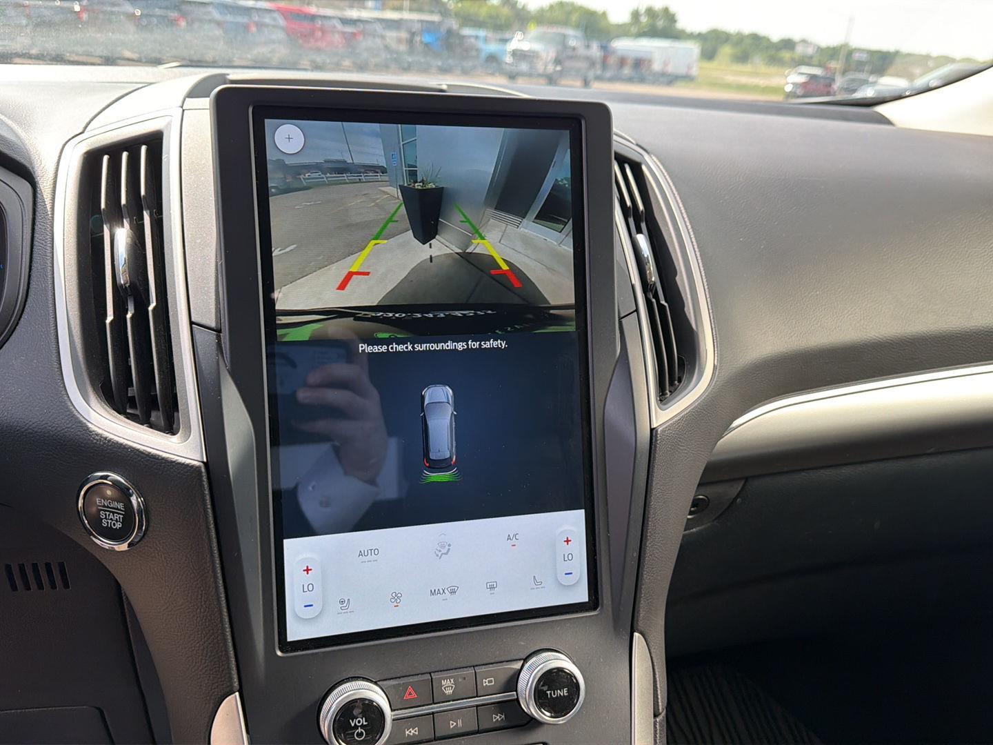 2023 Ford Edge SEL - Photo 20