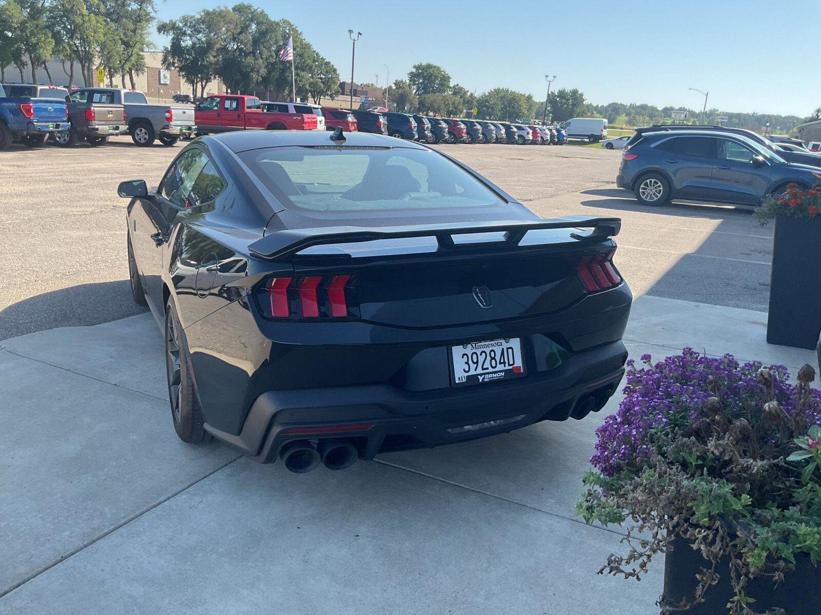 2025 Ford Mustang Dark Horse photo 2