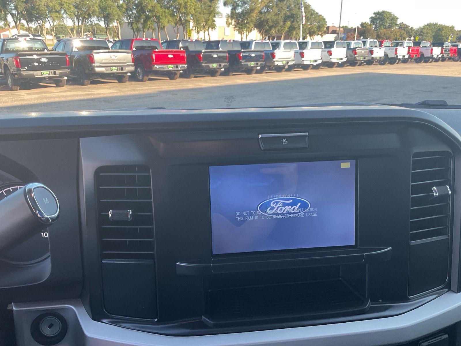 2026 Ford F-250 Super Duty XL - Photo 14