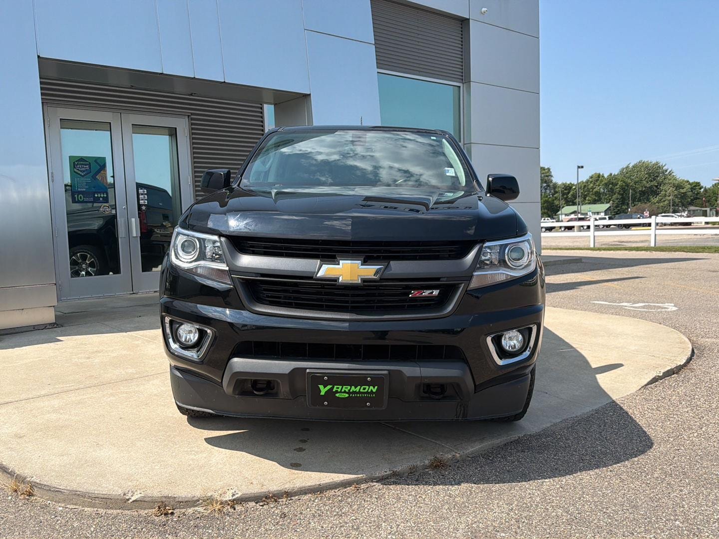 Used 2015 Chevrolet Colorado Z71 with VIN 1GCGTCE35F1123709 for sale in Paynesville, Minnesota
