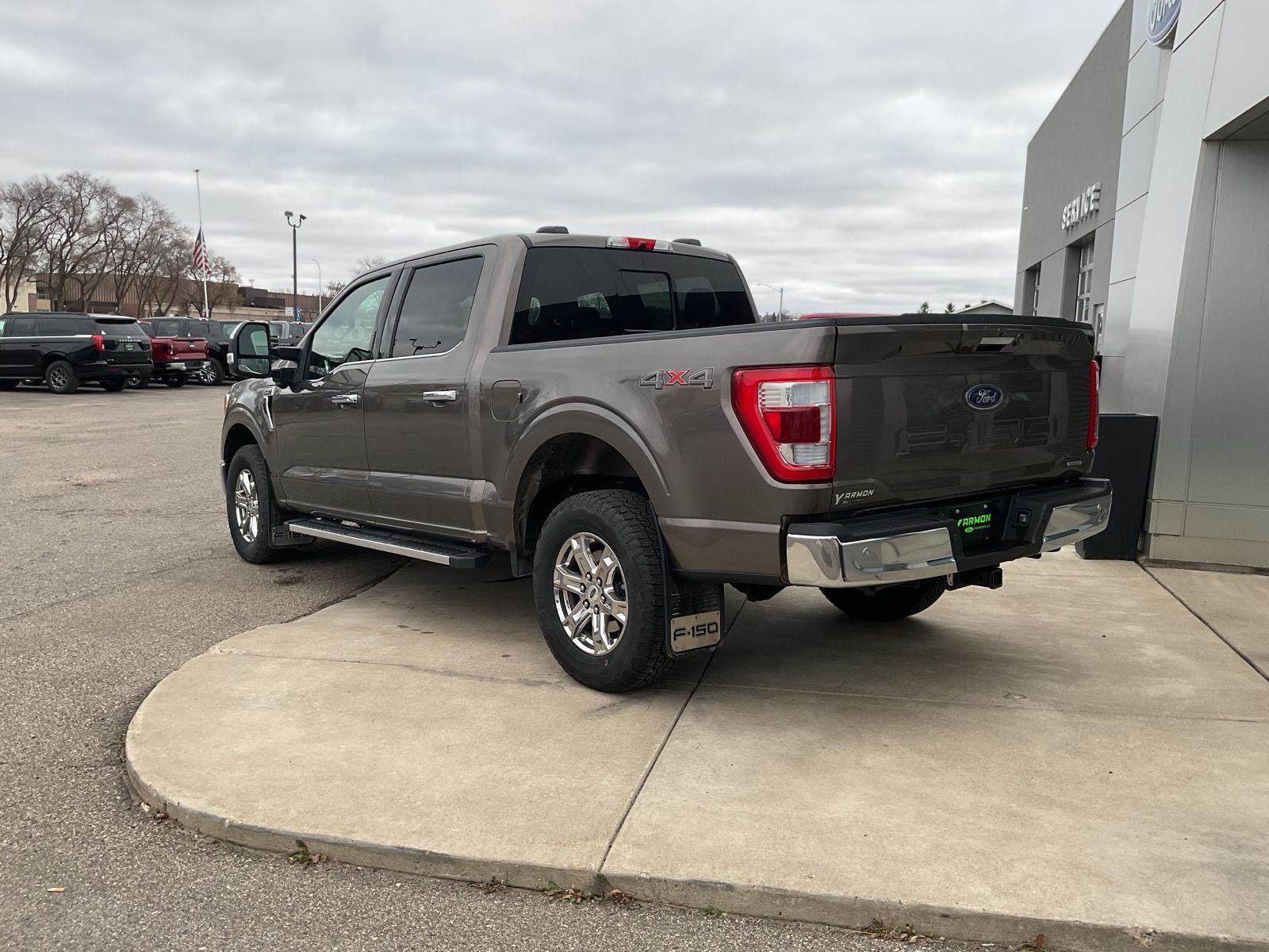 2022 Ford F-150 Lariat photo 2