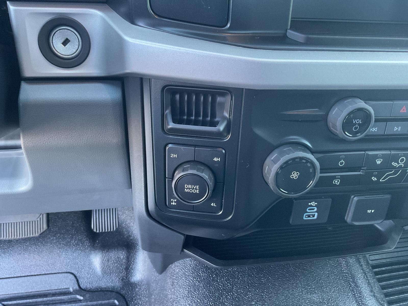 2026 Ford F-250 Super Duty XL - Photo 16
