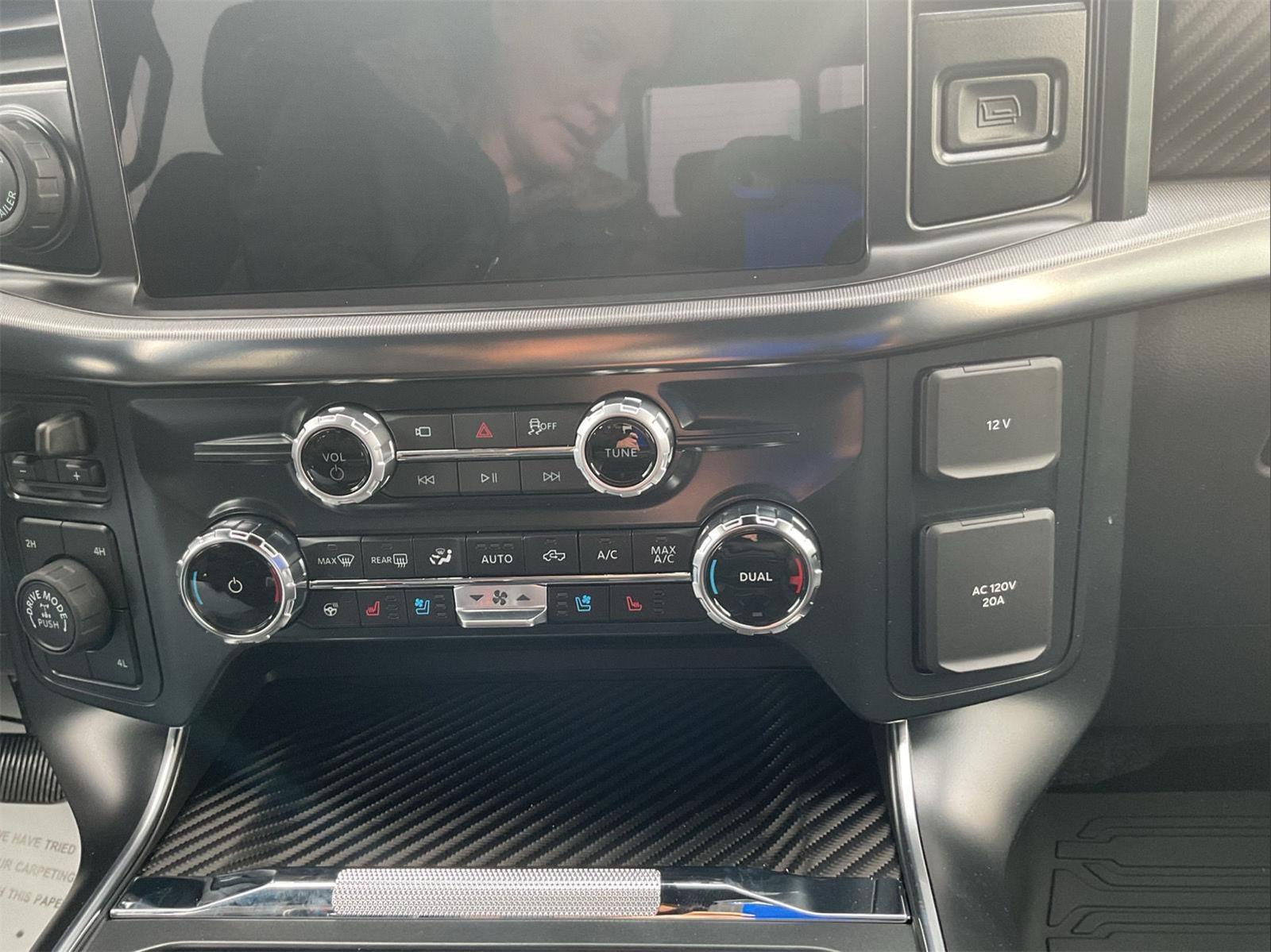 2025 Ford F-150 Raptor - Photo 19