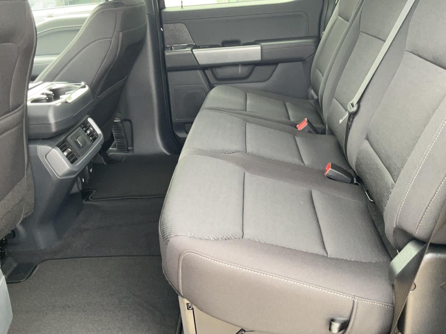 2025 Ford F-150 XLT - Photo 23