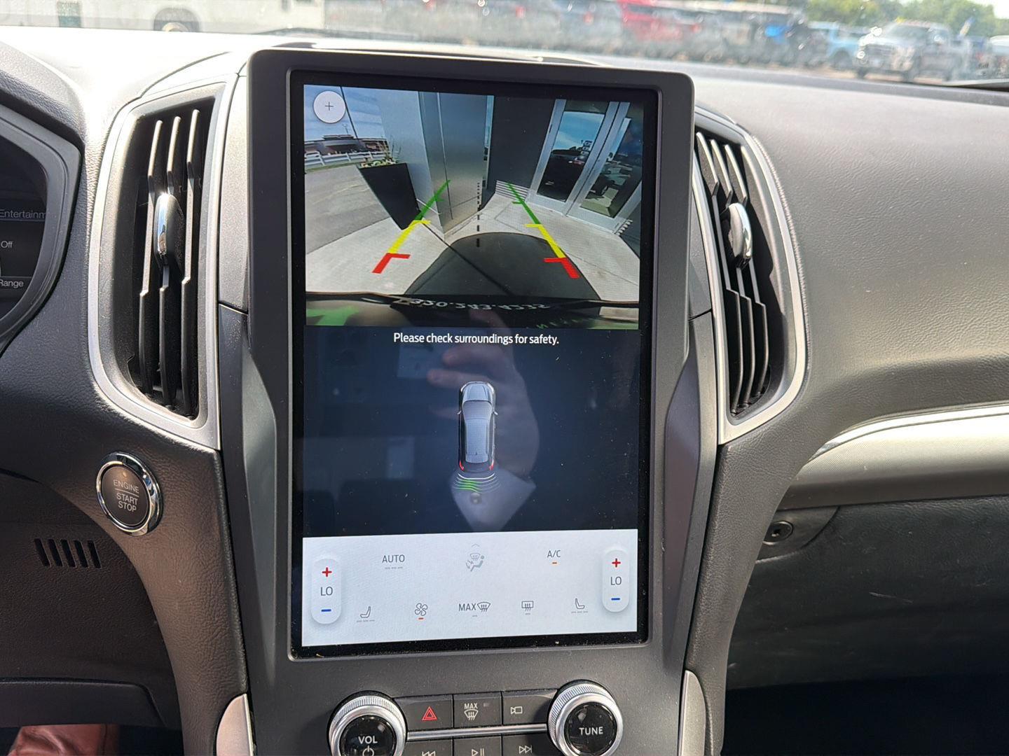 2022 Ford Edge SEL - Photo 15