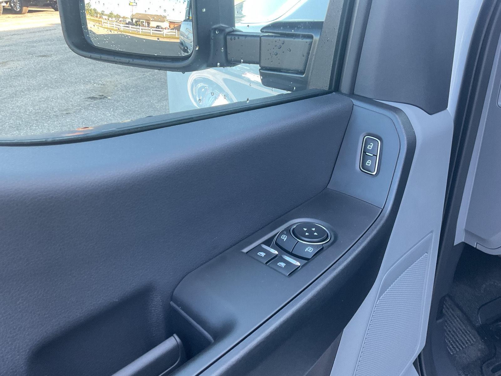 2026 Ford F-250 Super Duty XL - Photo 10