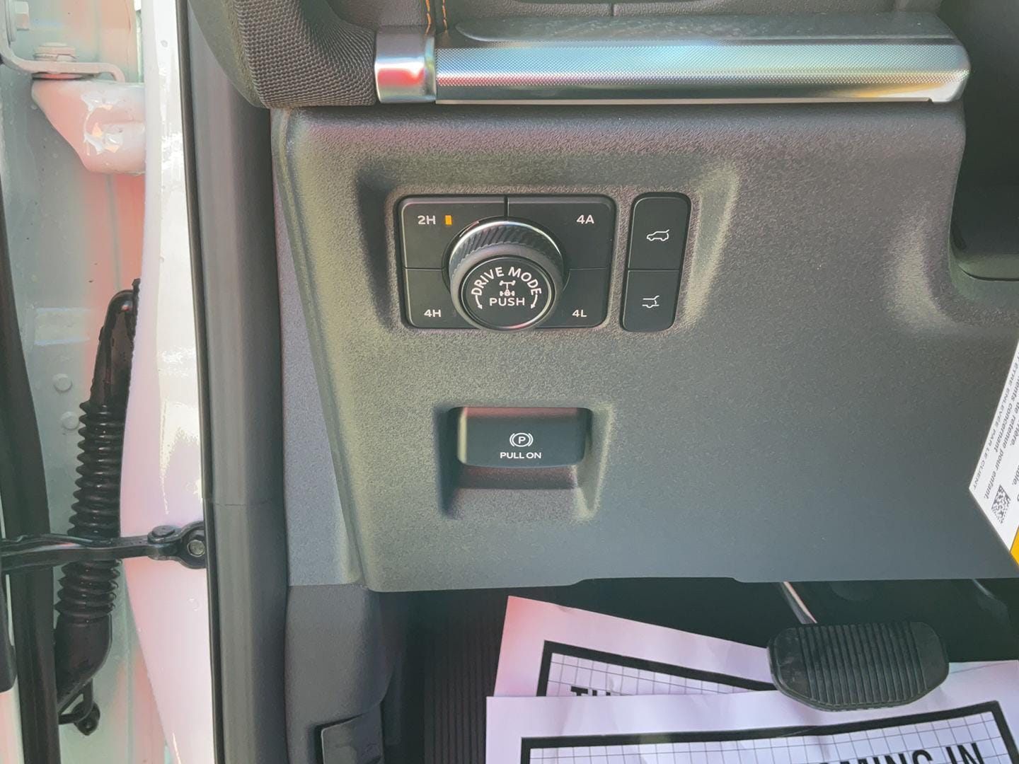 2025 Ford Expedition Tremor - Photo 13