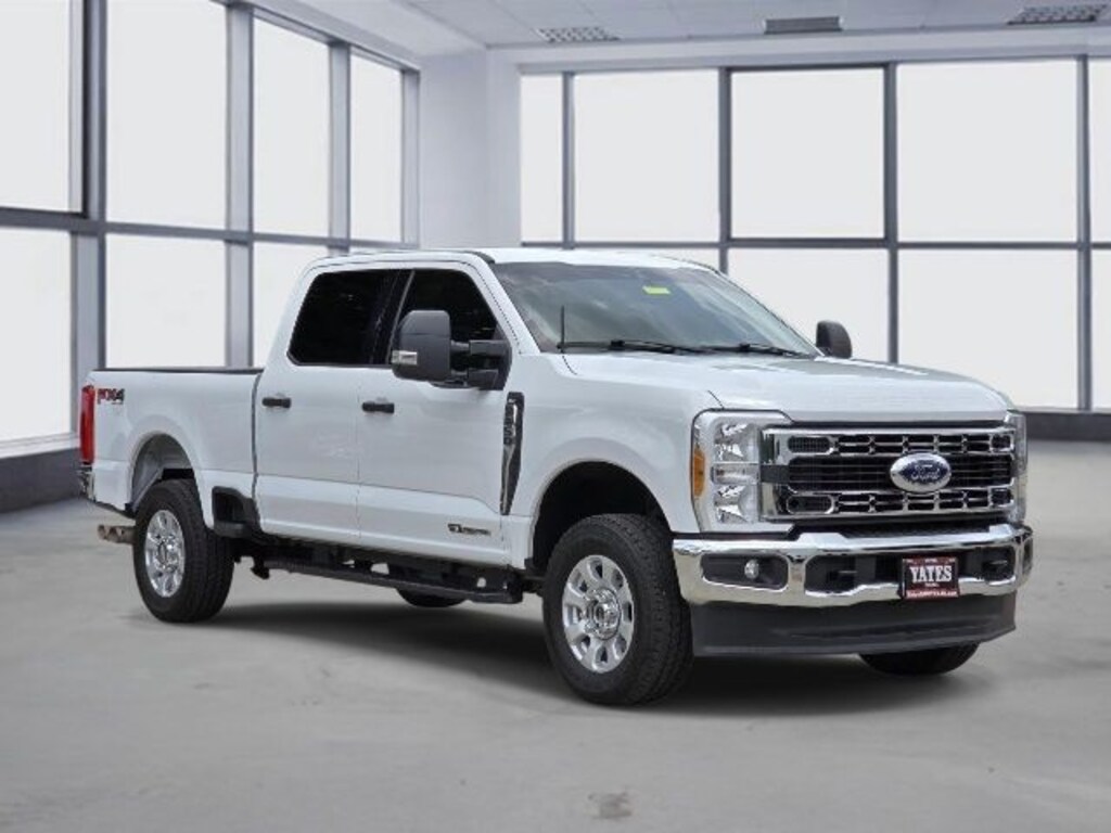 Used 2023 Ford F-250SD XLT Truck Crew Cab