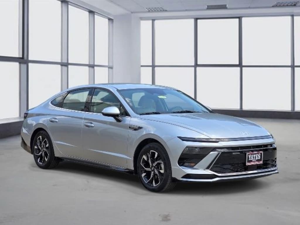 Used 2025 Hyundai Sonata SEL Sedan