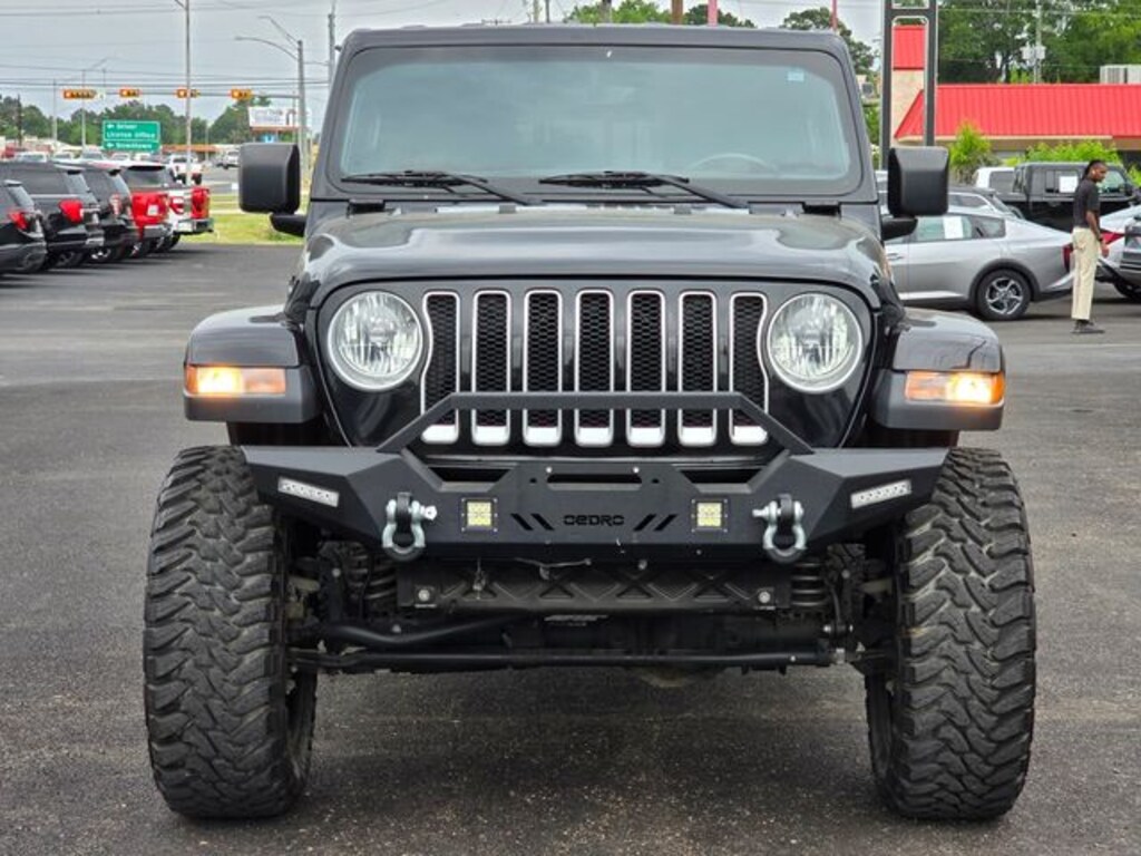 Used 2020 Jeep Wrangler Unlimited Sahara SUV