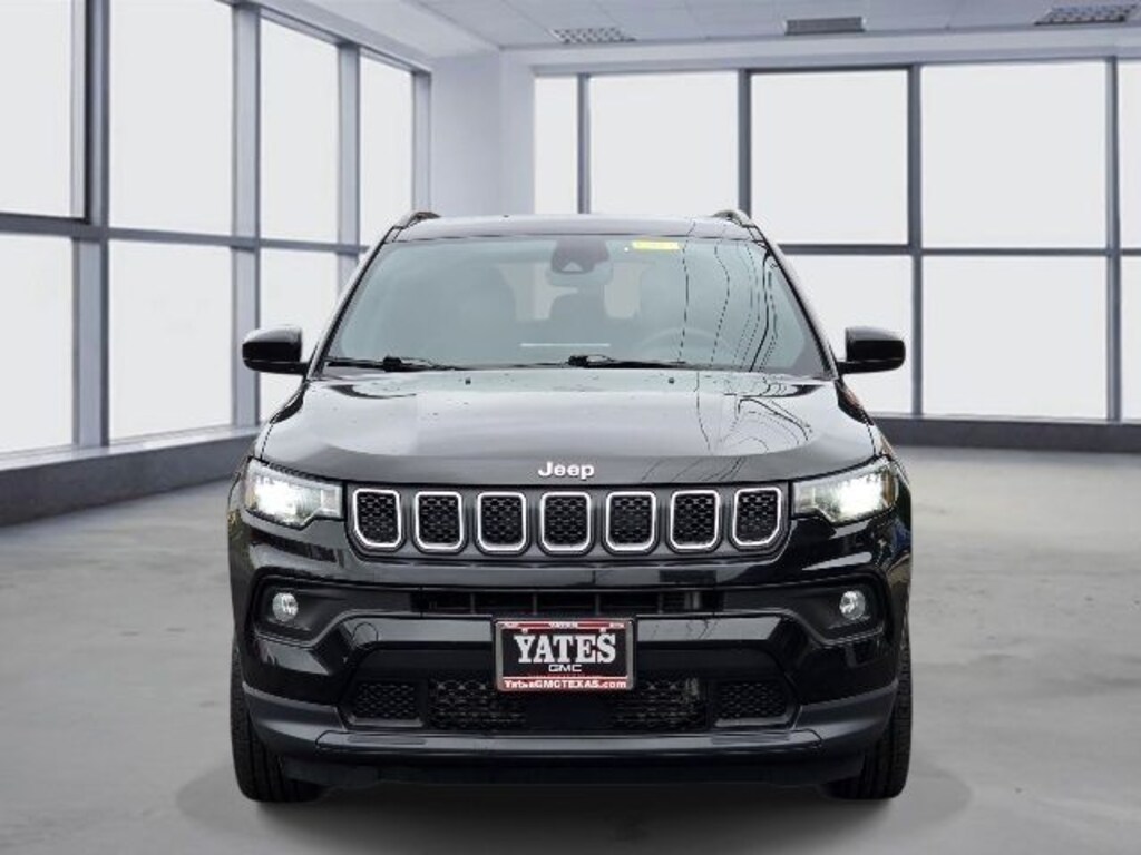 Used 2023 Jeep Compass Latitude Lux SUV