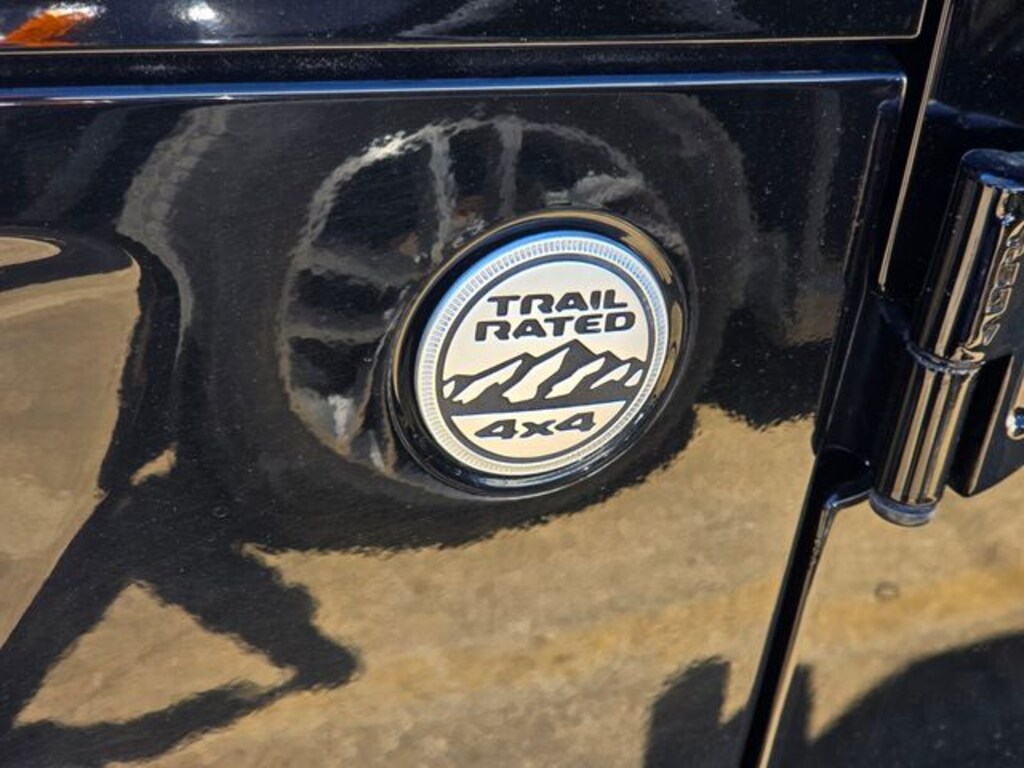 Used 2020 Jeep Wrangler Unlimited Sahara SUV