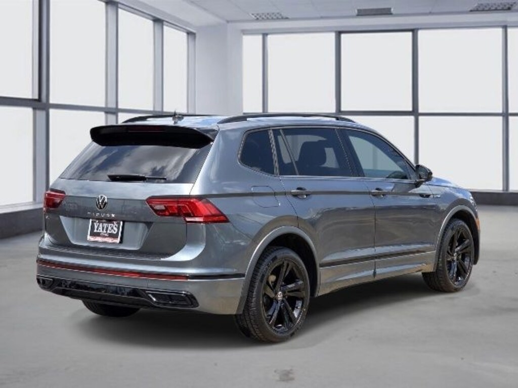 Used 2023 Volkswagen Tiguan 2.0T SE R-Line Black SUV