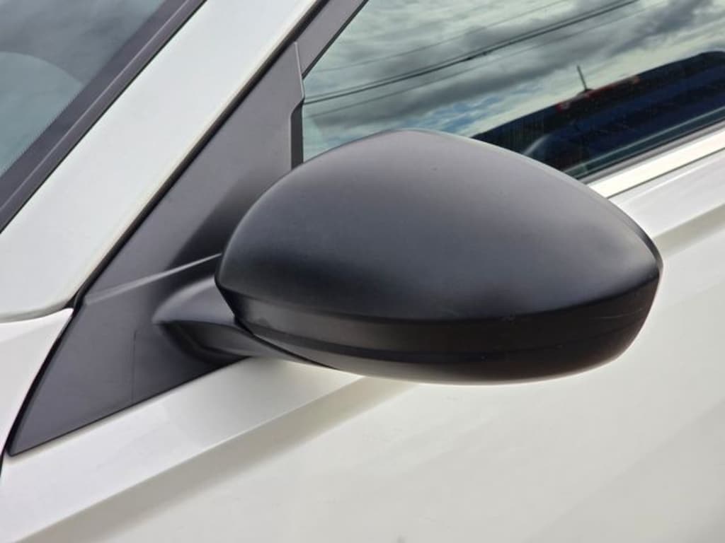 Used 2024 Nissan Altima 2.5 SV Sedan