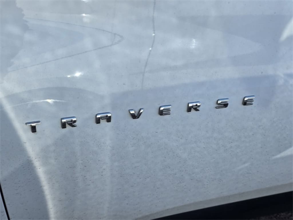 Used 2020 Chevrolet Traverse LS SUV