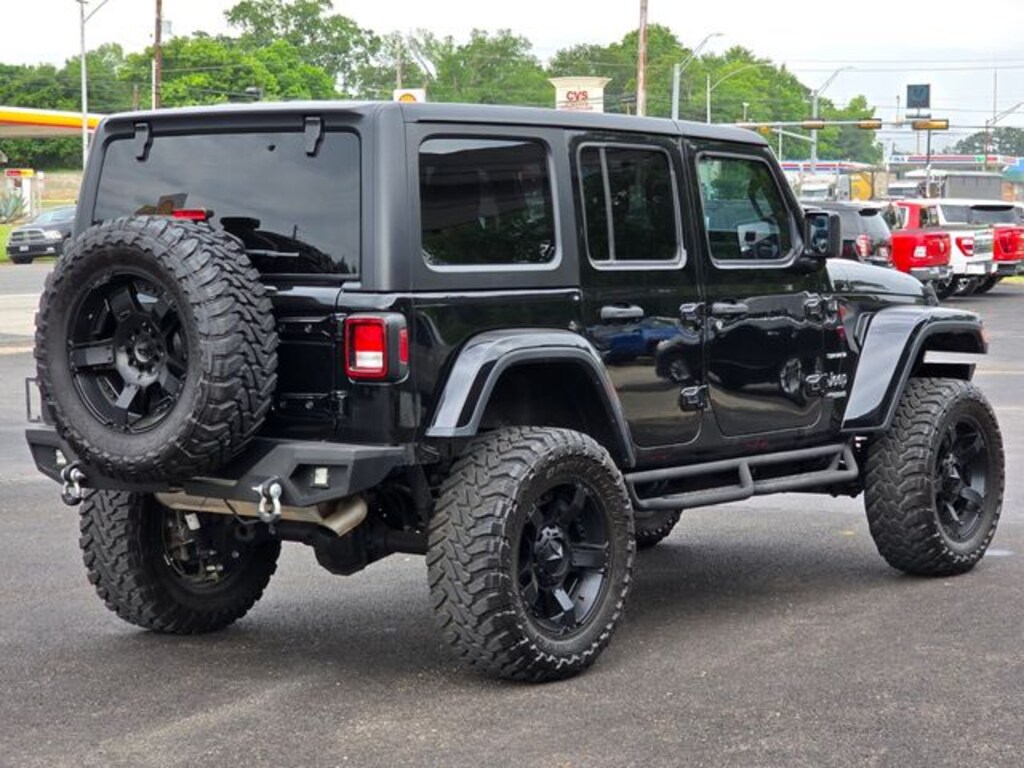 Used 2020 Jeep Wrangler Unlimited Sahara SUV