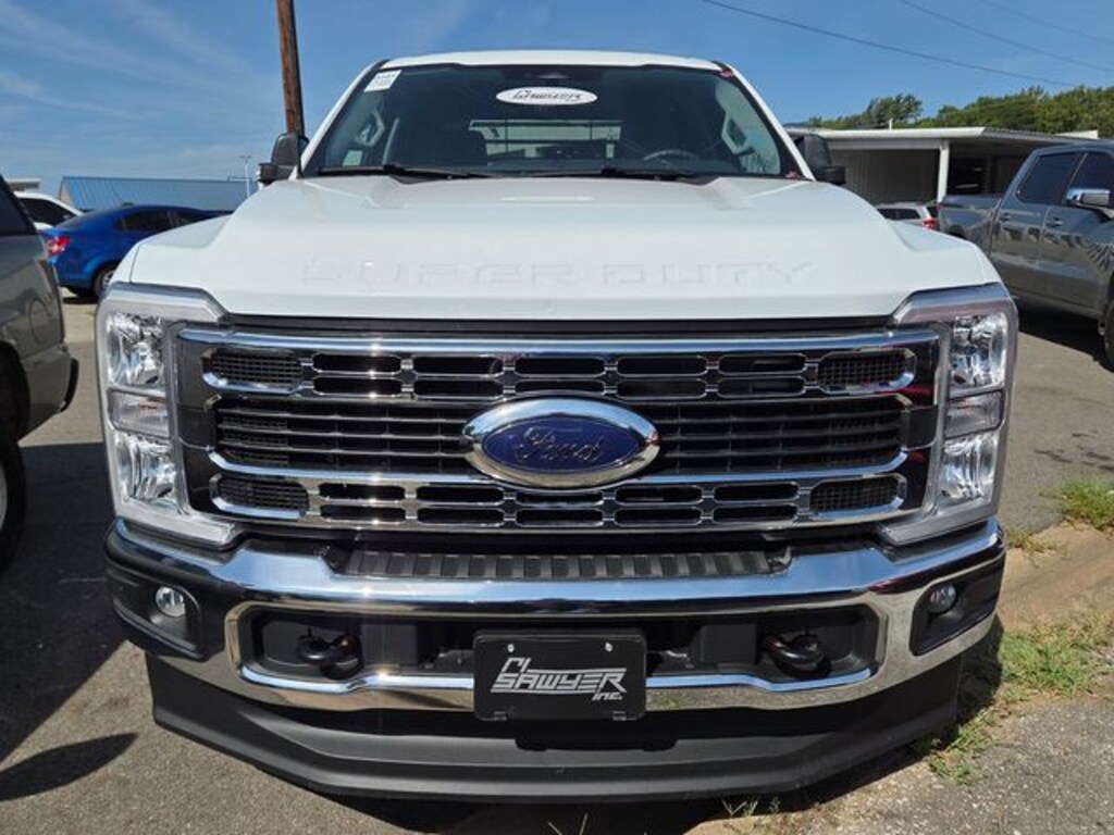 Used 2025 Ford F-250SD XLT Truck Crew Cab