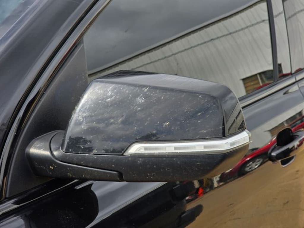 Used 2023 GMC Acadia SLT SUV