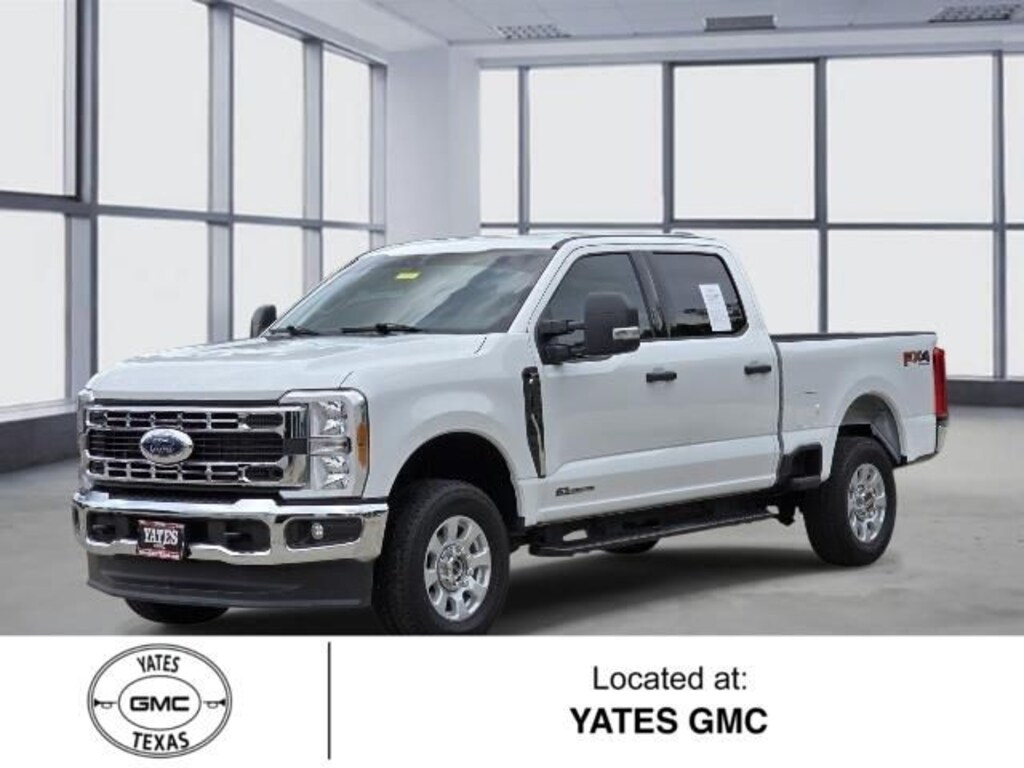 Used 2023 Ford F-250SD XLT Truck Crew Cab