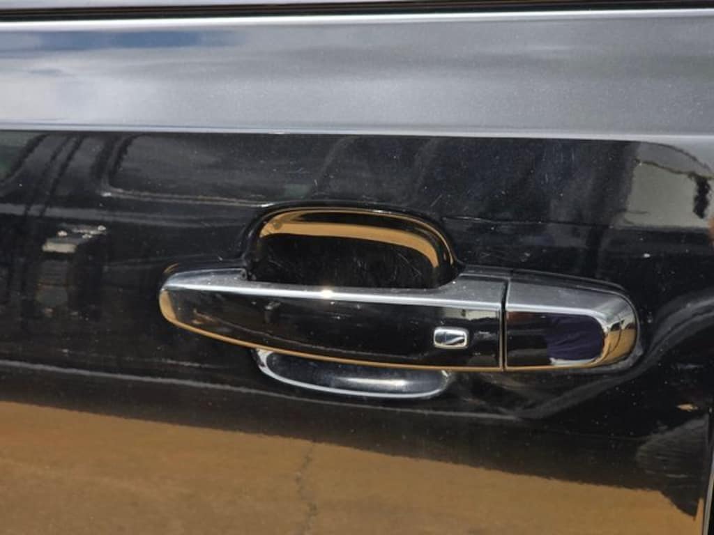 Used 2023 GMC Acadia SLT SUV